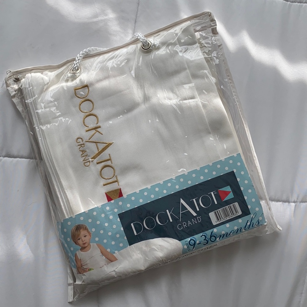 DockATot NIP grand spare cover